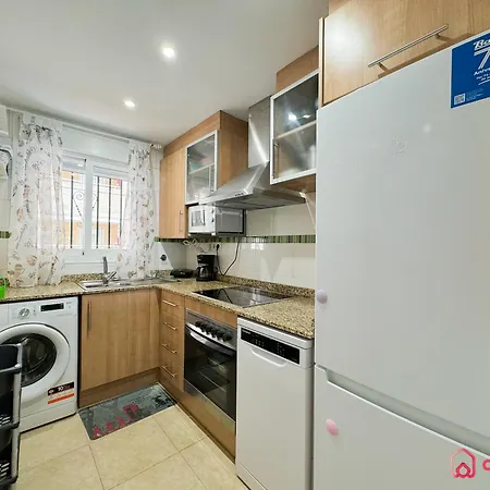 Cómodo Y Céntrico Magic World *