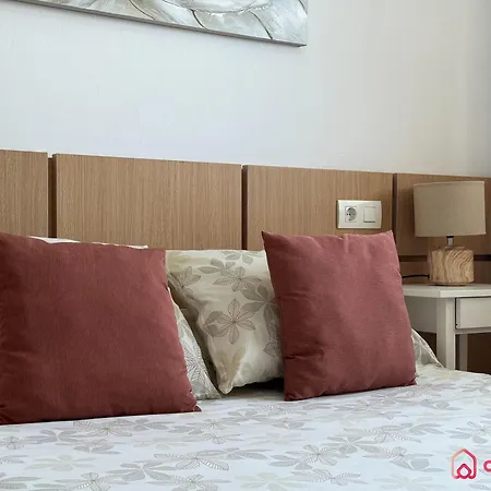 Cómodo Y Céntrico Magic World *